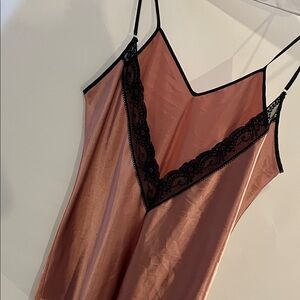 Elegant Lace-Trimmed Satin Chemise in Pink and Black NWOT